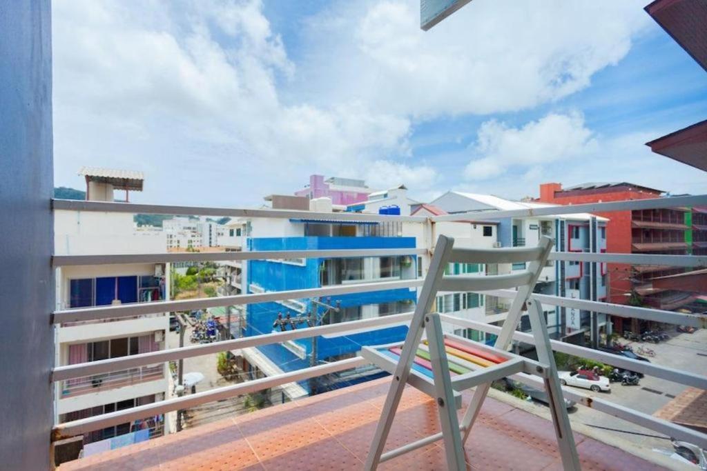 Oyo 292 The Oddy Hip Hotel Patong Eksteriør bilde